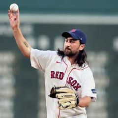 Noah Kahan, Patrick Dempsey brought the star power to Fenway Park over the weekend