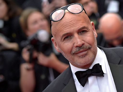 Billy Zane Says ‘Actors Should Get Emotional Stunt Pay’ After Playing a Sex Cult Leader and Filming Abuse Scenes...