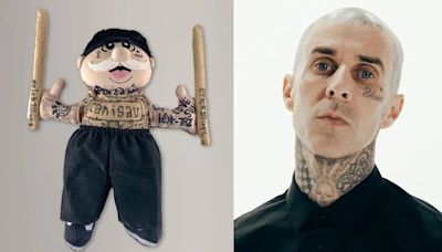 Travis Barker, baterista de Blink 182 revendió muñeco de Dr. Simi que le regalaron durante su gira en México