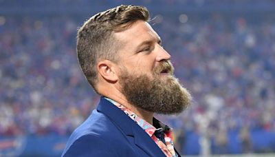 Ryan Fitzpatrick provides encouraging ‘scoop’ about Bills QB Josh Allen’s hand injury