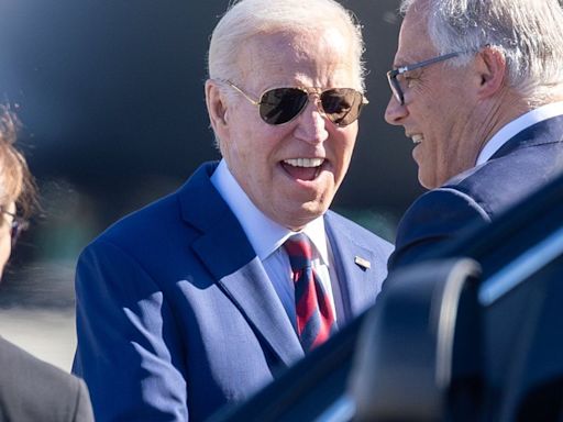 As Biden arrives in Seattle, campaign donors await as do protesters