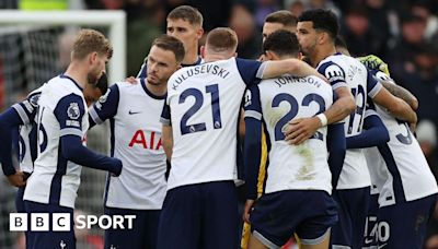 Tottenham condemn 'abhorrent homophobic chanting' by fans at Manchester United game