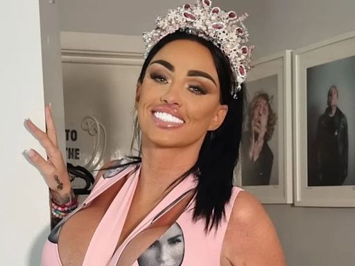 Katie Price 'confirms' she is heading to Turkey for new surgery