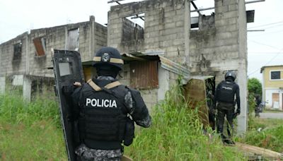 Ecuador declara estado de excepción en 7 de las 24 provincias por escalada de violencia
