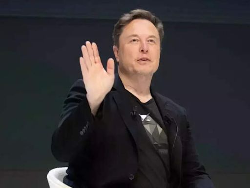 Elon Musk's SpaceX gets $843m to help discard ISS around 2030 - Times of India