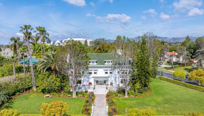 Swanky Los Angeles mansion once owned by Muhammad Ali up for auction. See photos