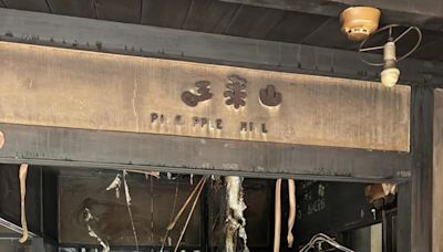 快訊/嘉義「檜意森活村」鳳梨酥名店凌晨失火！整間木屋險燒光