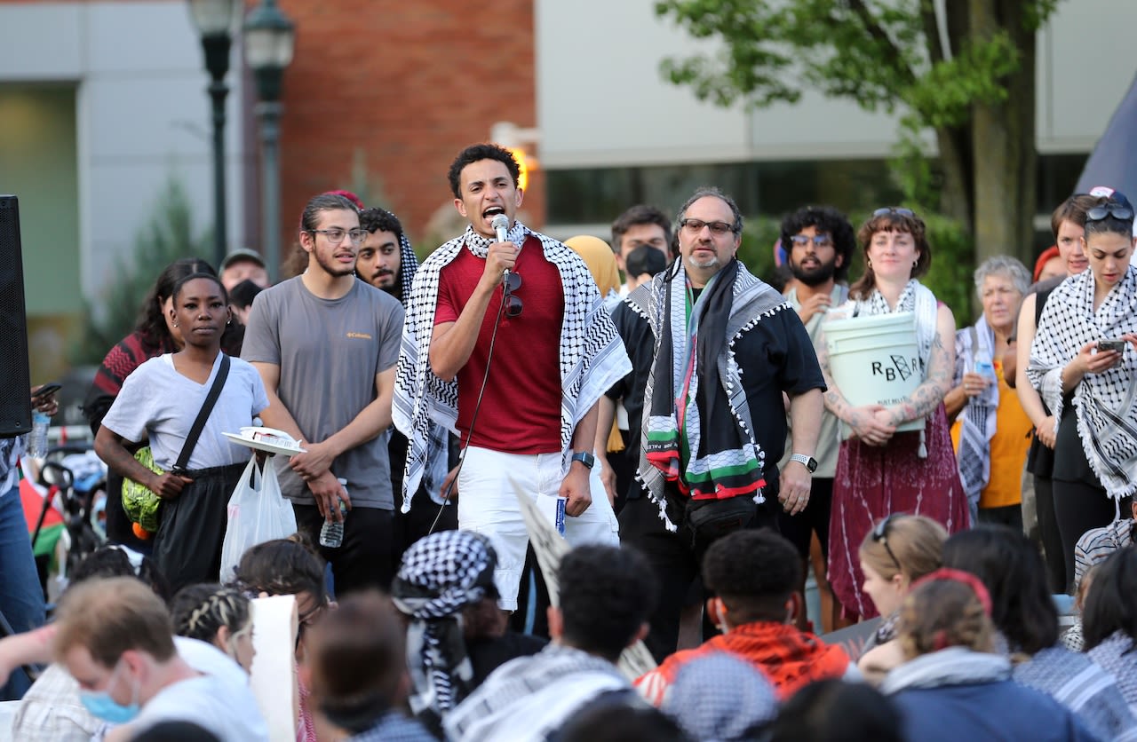 Contractors spray-painted over pro-Palestinian protesters at Case Western Reserve University