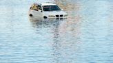 El paso de la tormenta tropical 'Beryl' deja varios muertos en Texas y causa un apagón masivo