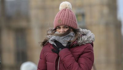 UK weather maps turn icy blue and show exact date temperatures plunge below 0C