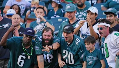 Eagles' Fans Pay Too Much For Beer At The Linc