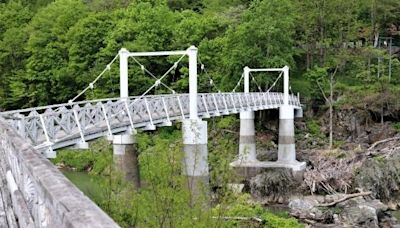 北海道17歲少女被推落河浸死 警拘兩少女疑因社交媒體貼相爭執 | am730