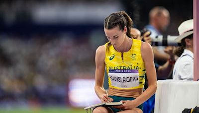 "Lo que aprendo es más importante que lo que hago": la atleta que asombra al mundo al tomar notas y dibujar después de cada salto