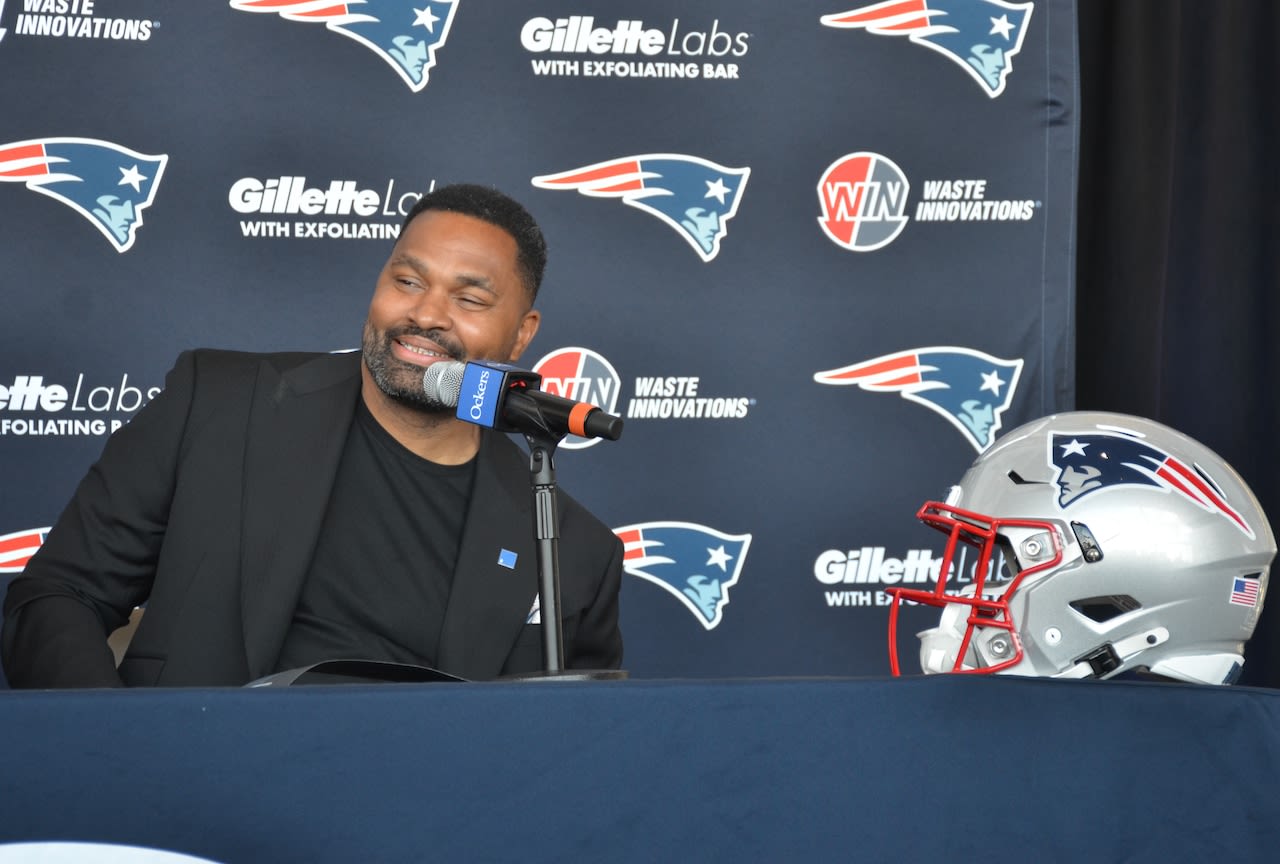 Patriots have new slogan adorning Gillette Stadium walls