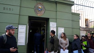 Matthei informa despliegue de recursos adicionales por elecciones en Venezuela: único centro de votación en Chile se ubica en Providencia - La Tercera