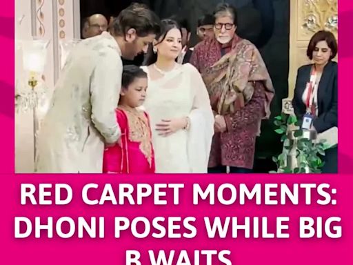 MS Dhoni and Family Pose as Big B Waits for His Turn on the Red Carpet | Entertainment - Times of India Videos
