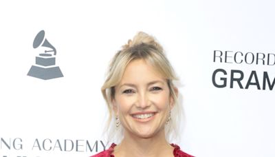 Fans Say Kate Hudson Looks ‘Exactly Like’ Mom Goldie Hawn in White Dress With Thigh-High Boots: ‘Naturally Stunning’