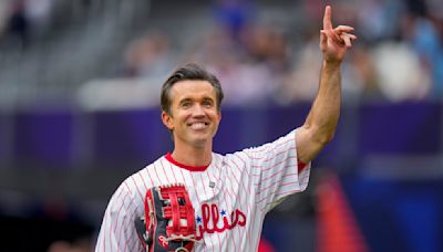 'Wrexham' owner, Phillies fanatic McElhenney enjoys ties to baseball's top team this season