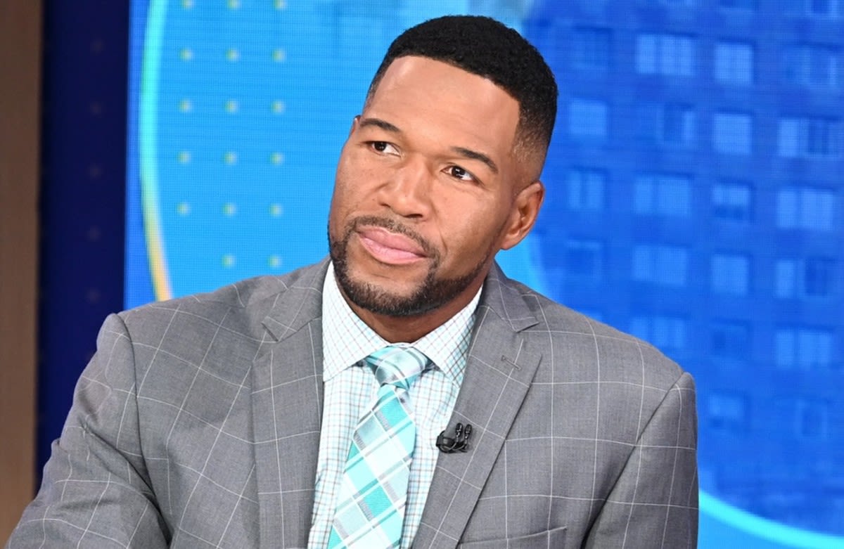 Michael Strahan Posts Sweet Video of Daughter Isabella Amid Her Cancer Battle