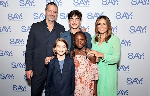 Mariska Hargitay, husband Peter Hermann and their 3 kids are all smiles at the Paris Olympics