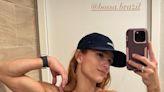 Jade Barbosa exibe resultado de treinos em selfie no espelho