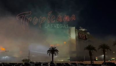 VIDEO: ¡Implosión espectacular! Las Vegas se despide del famoso casino Tropicana; construirán estadio de béisbol en su lugar