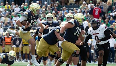 Notre Dame football sticks with QB Riley Leonard: 'Nobody's role has changed'