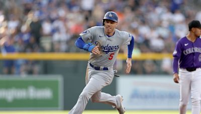 Freddie Freeman ties Dodgers walk record, continues scorching June