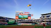 FAA failure to tell Capitol of parachute stunt led to alert