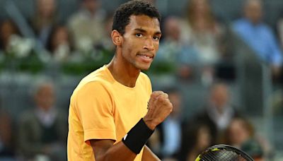 Félix Auger-Aliassime, rival de Alcaraz en octavos de Roland Garros