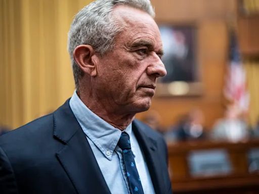 Robert F. Kennedy Jr. tried to meet with Kamala Harris to discuss Cabinet job