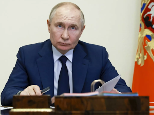 Putin bolsters palace defences amid escalating Ukrainian drone strikes: Report - Times of India