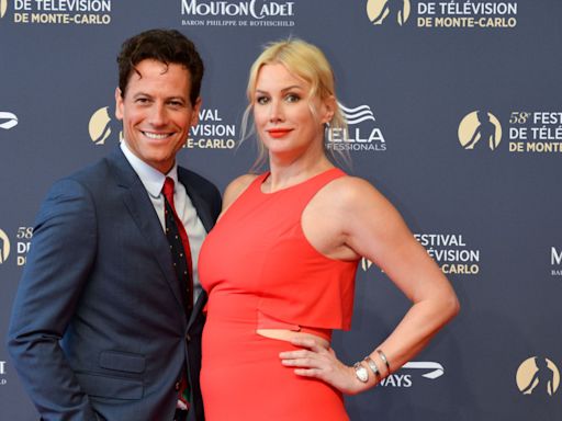 Ioan Gruffudd's ex Alice Evans needs 'food stamps and welfare' to feed kids