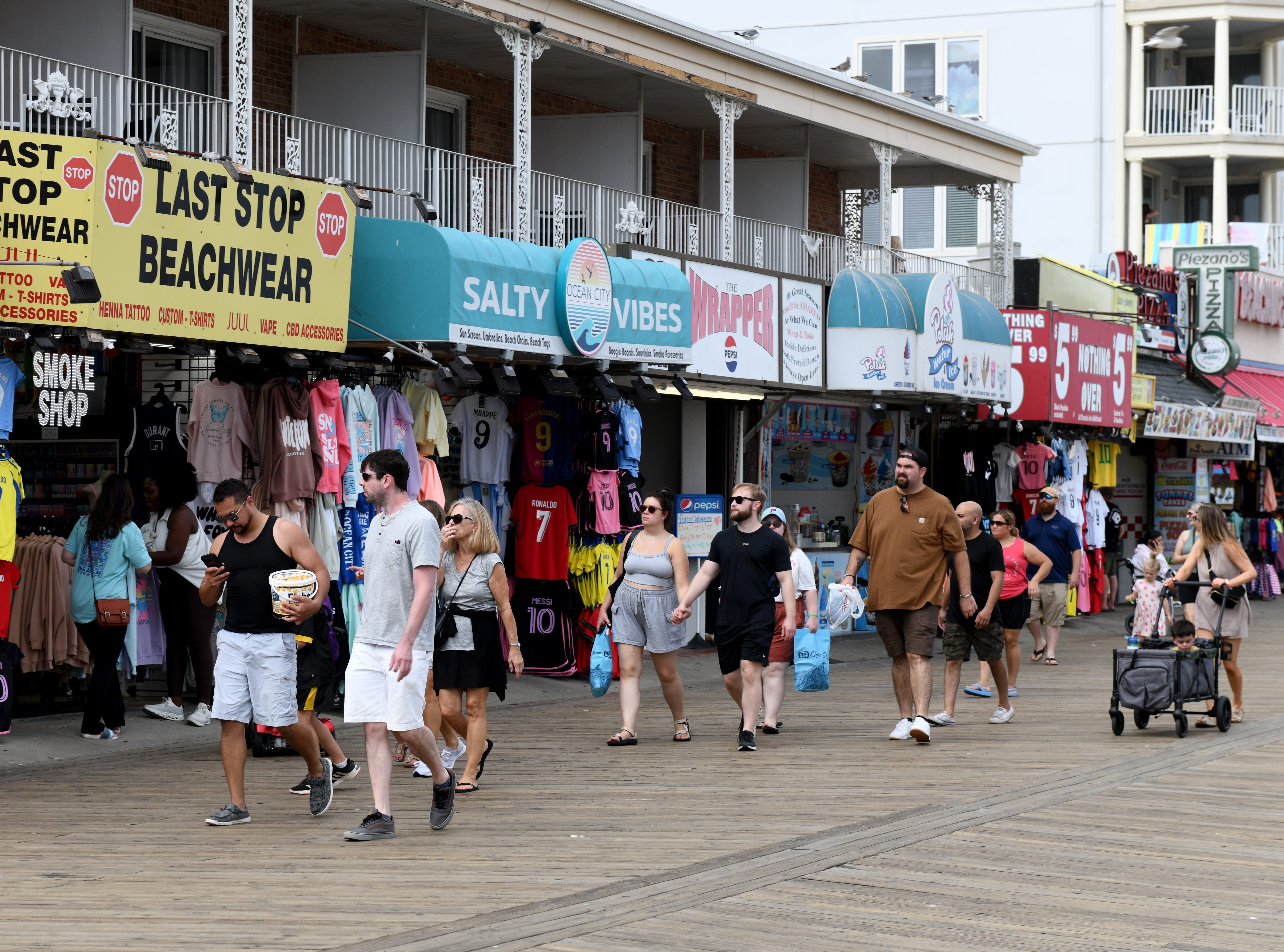 When will Ocean City beach reopen for swimmers? The latest on medical waste problem