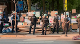 Police dismantle pro-Palestinian encampment at DePaul University in Chicago - WSVN 7News | Miami News, Weather, Sports | Fort Lauderdale