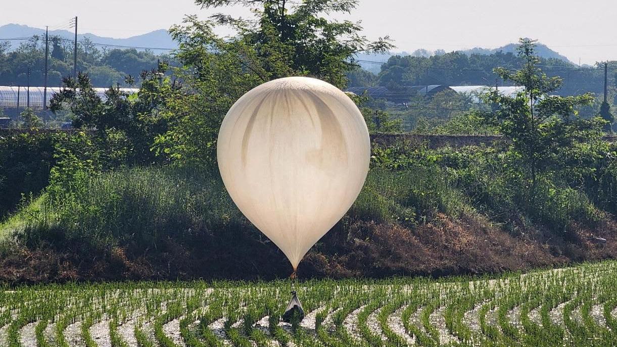 Human waste and old clothes in North Korea trash balloons