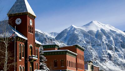 7 of the Most Scenic Ski Resorts in North America