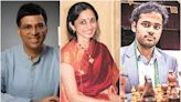 Viswanathan Anand, wife Aruna, Arjun Erigaisi at Adda today