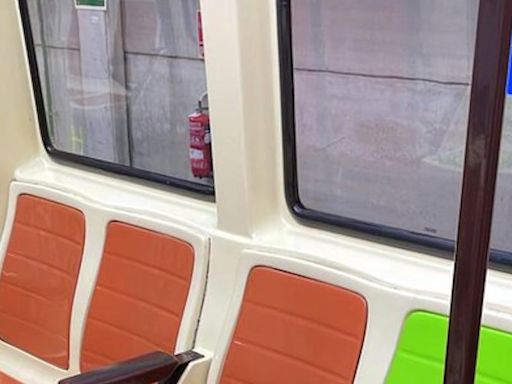 El motivo por el que algunos asientos del metro de Madrid son verdes