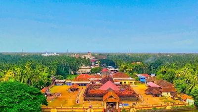 Nalambala Darshanam: Devotees Flock To Kerala Temples For Annual Pilgrimage - News18