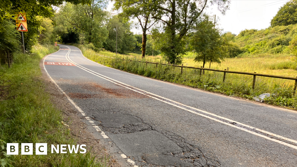 Police confirm ages of men who died in A436 crash