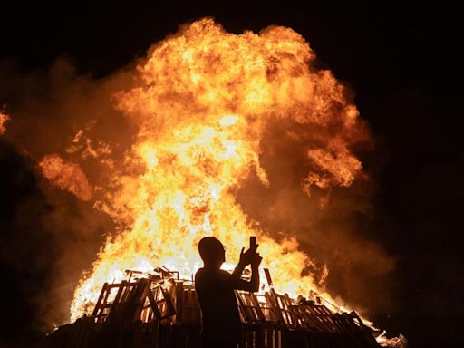 El lado oscuro de las hogueras de San Juan en Cataluña: 4 muertos, 18 heridos y 55 detenidos