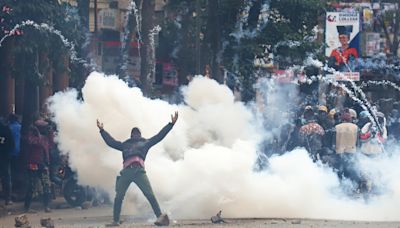 Decenas de personas marchan en Kenia en una nueva jornada de protestas menos concurrida