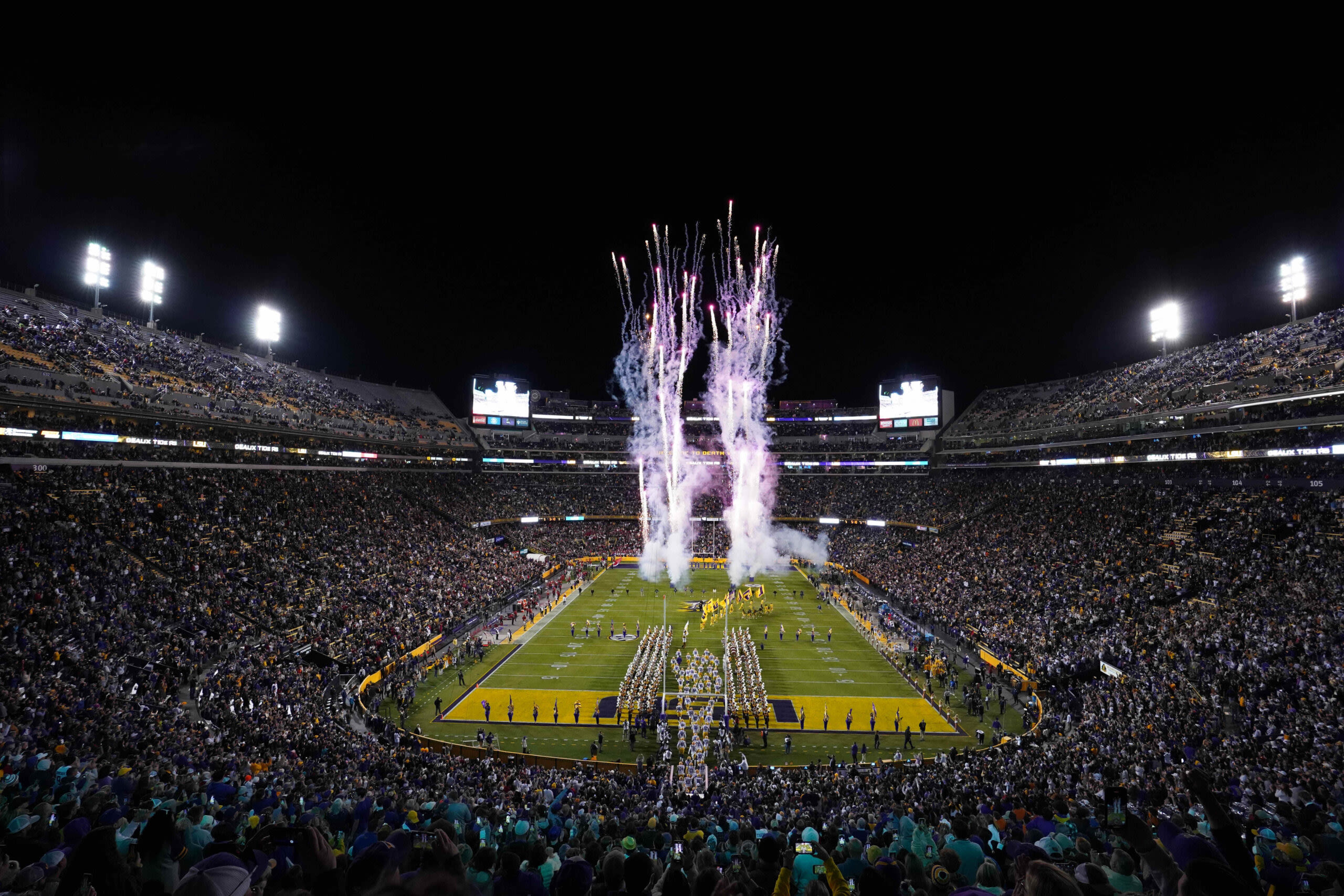 LSU’s Death Valley still SEC’s best stadium after expansion, per CBS Sports