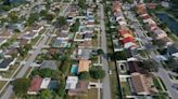 Florida house market placed at "very high" risk