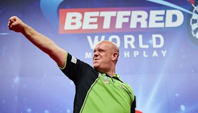 Michael van Gerwen reaches World Matchplay semi-finals