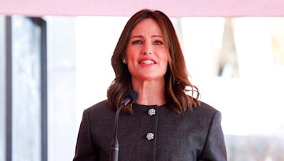 Jennifer Garner shares things she tries not to say as a parent