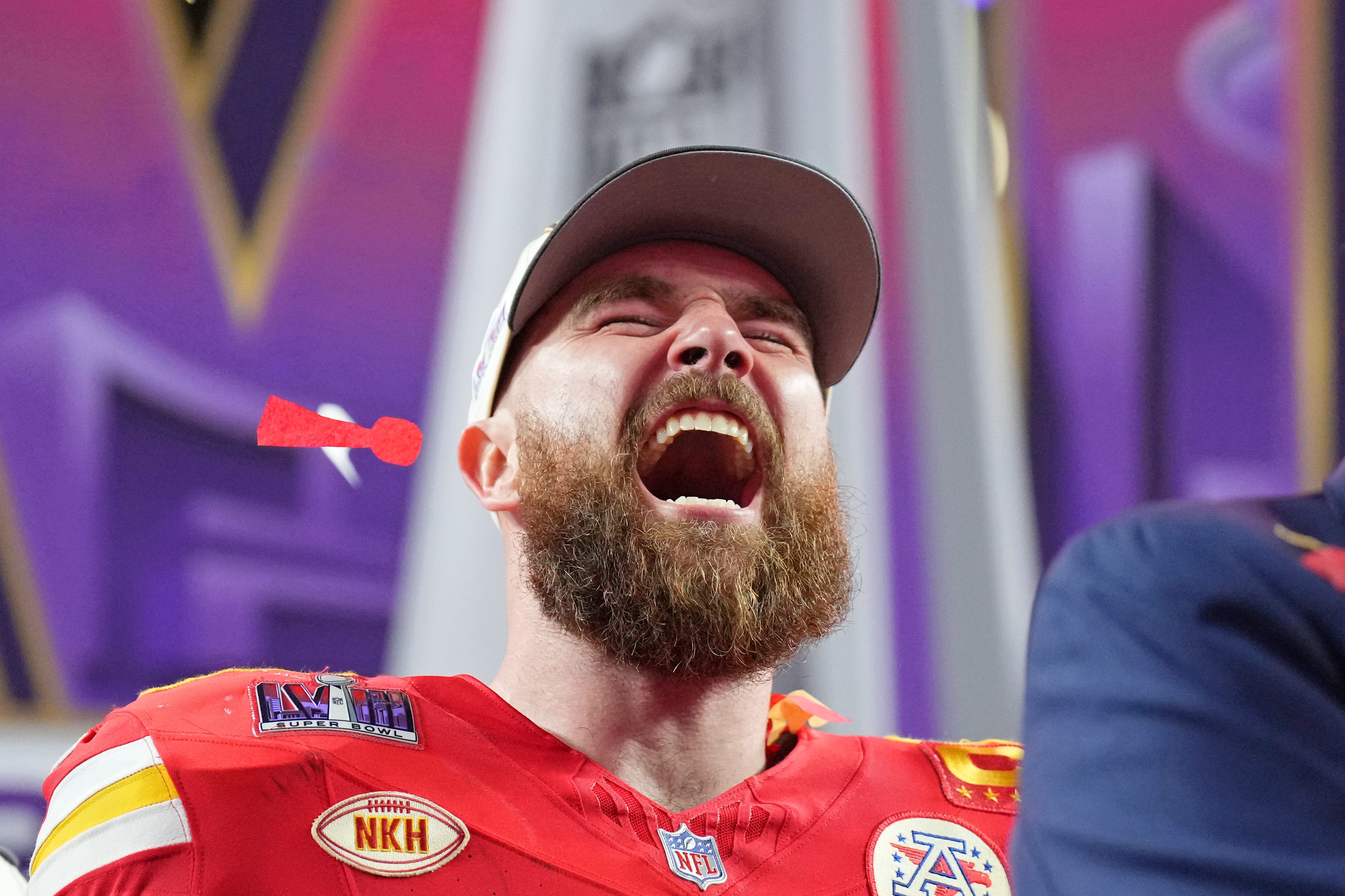 Taylor Swift sings 'Karma is the guy on the Chiefs' to Travis Kelce for 13th time