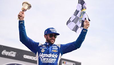 Elliott wins 1st Xfinity race since '16 at Charlotte