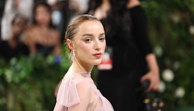 Phoebe Dynevor to Star In Shark Thriller For Sony; Tommy Wirkola Directing